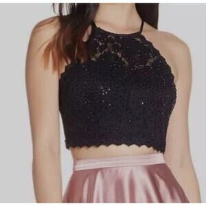 NWOT $95 Sequin Hearts Juniors Black Sleeveless Lace Halter Crop Top Size 5